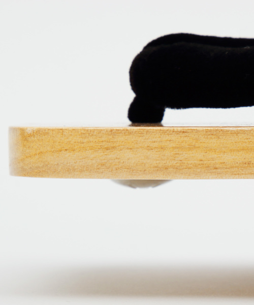 ８(eight)（エイト）の「本格派 桐 本桐 2枚歯 下駄 紳士用 男性（和装小物・メンズ・ブラック・MEDIUM/LARGE）」の18枚目の写真