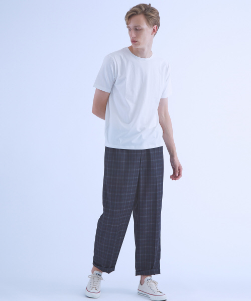 ABAHOUSE(アバハウス)の「【COTTON LYCRA】圧着クルーネックTシャツ(Tシャツ/カットソー・メンズ・ホワイト/グリーン系その他/ブラック/ワイン/レッド系その他・44/46/48)」の15枚目の写真
