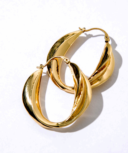 NINE（ナイン）の「【NINE】ツイストフープピアス（ピアス（両耳用）・レディース・シルバー/ゴールド・FREE）」の8枚目の写真