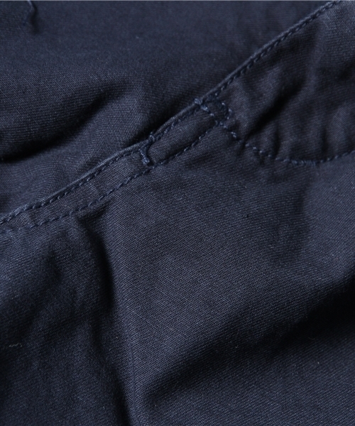 291295＝HOMME（ニーキューイチニーキューゴーオム）の「クロップドカーゴ　バンダナ付き（カーゴパンツ・メンズ・オリーブ/ネイビー/ベージュ・48/44/50）」の11枚目の写真