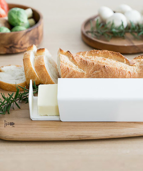 sarasa design(サラサデザイン)の「b2c バターケース(キッチンツール)」|ホワイト