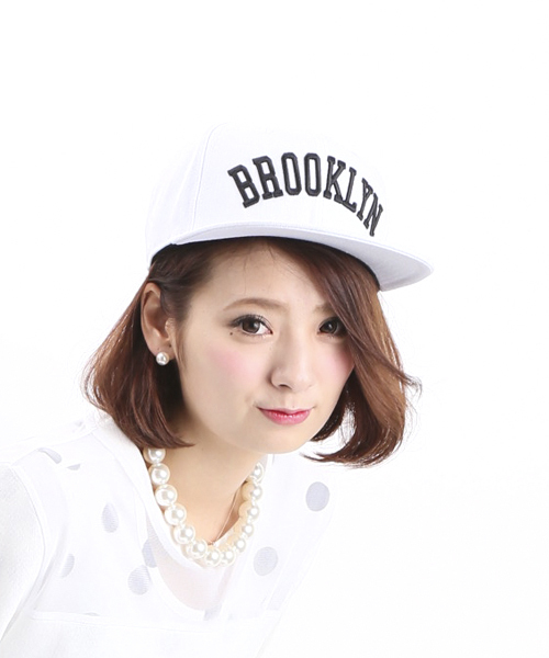 WEGO(ウィゴー)の「WEGO/BRKLYNロゴBBキャップ(キャップ・メンズ・ホワイト/ブラック/ネイビー・FREE)」の13枚目の写真