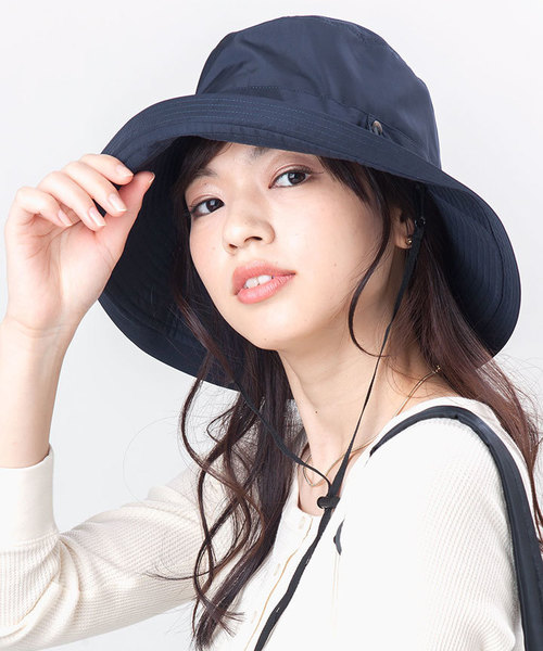 IRODORI（イロドリ）の「イロドリ レディース LADYSA-RAIN  つば広UVハット（ハット・レディース・ブラック/ベージュ/ネイビー/グリーン系その他/ベージュ系その他2/ブラック系その他/オリーブ/グレー系その他/ブルー系その他/ブルー系その他2/ベージュ系その他/ブラック系その他2/チャコールグレー/ダークグリーン/ブルー/ライトイエロー/レッド・SMALL/MEDIUM/LARGE）」の13枚目の写真