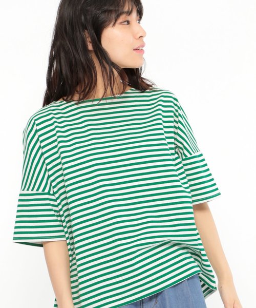 LAKOLE(ラコレ)の「カラフルボーダーワイドプルオーバー / LAKOLE(Tシャツ/カットソー・レディース・ブラック/グレー/ピンク/ブルー/グリーン・SMALL/MEDIUM)」の4枚目の写真