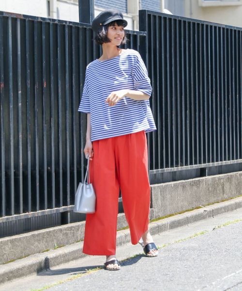 LAKOLE(ラコレ)の「カラフルボーダーワイドプルオーバー / LAKOLE(Tシャツ/カットソー・レディース・ブラック/グレー/ピンク/ブルー/グリーン・SMALL/MEDIUM)」の6枚目の写真