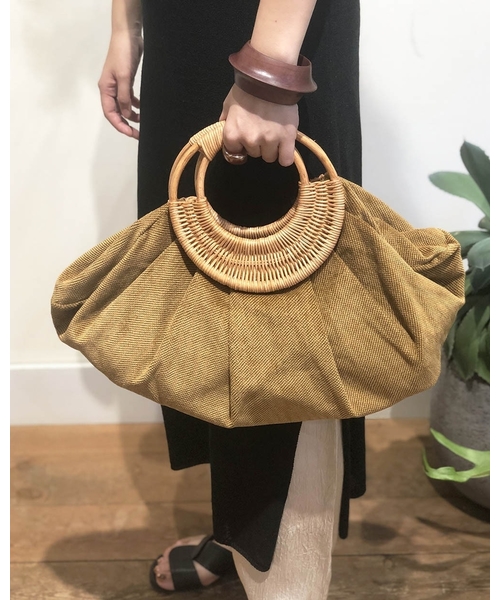 TODAYFUL（トゥデイフル）の「コーデュロイグラニーバッグ（ハンドバッグ・レディース・ブラウン/レッド・FREE）」の6枚目の写真