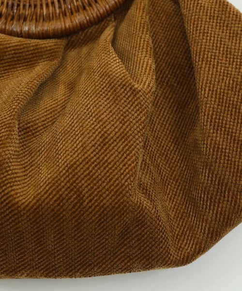 TODAYFUL（トゥデイフル）の「コーデュロイグラニーバッグ（ハンドバッグ・レディース・ブラウン/レッド・FREE）」の9枚目の写真