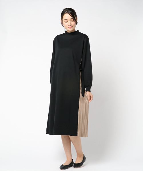 ASTORIA ODIER(アストリアオディール)の「サイドプリーツ カットワンピース(ワンピース・レディース・ブラック/ベージュ/ブラウン/オレンジ・MEDIUM)」の10枚目の写真