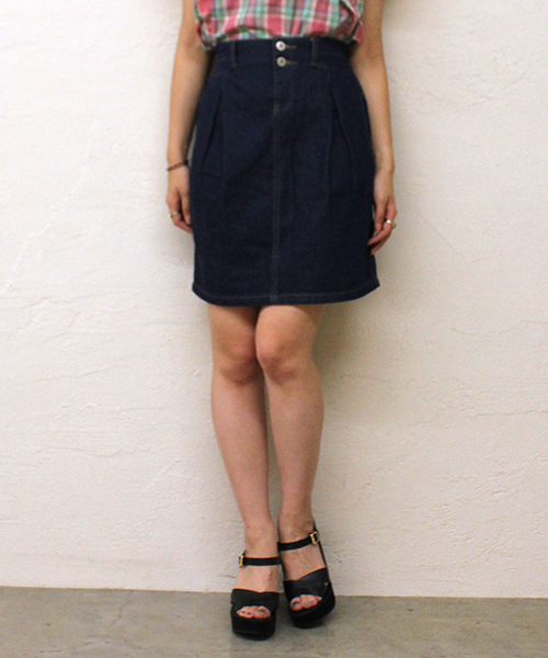 mystic(ミスティック)の「デニムタイトスカート(スカート・レディース・ネイビー/ホワイト/ブルー・1/2)」の2枚目の写真