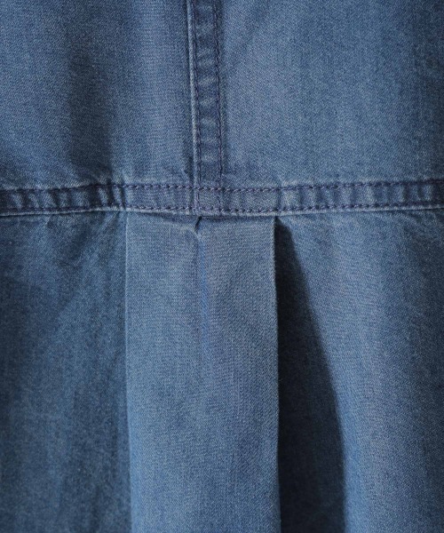 BAYFLOW(ベイフロー)の「テンセルデニムシャツ(シャツ/ブラウス・レディース・ブラック/ブルー・SMALL/MEDIUM)」の14枚目の写真