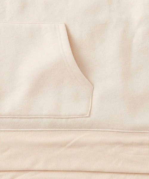 classicalelf（クラシカルエルフ）の「サイドスリットワイドパーカー(長袖)＆ロング丈レイヤード無地キャミソール２点セットアップ（パーカー・レディース・ライトカーキ/ベージュ/モカ/グレー/ブラック・LARGE/X-LARGE/MEDIUM）」の11枚目の写真