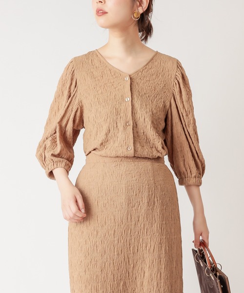 natural couture（ナチュラルクチュール）の「ぽこぽこパフ2WAYトップス（Tシャツ/カットソー・レディース・ブラック/オフホワイト/ベージュ/ライム・FREE）」の6枚目の写真