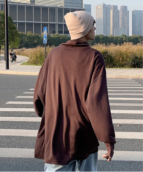 neos（ネオス）の「【neos -addictive design-】ビッグシルエット オフタートル カットソー（Tシャツ/カットソー・メンズ・ホワイト/ブラック/ブラウン/グレー/カーキ/キャメル/チャコール/ベージュ/グレー系その他/ワインレッド・FREE）」の11枚目の写真