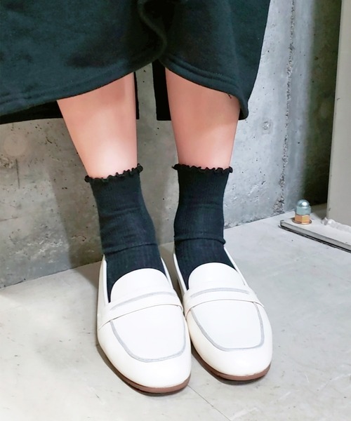 あしながおじさん(アシナガオジサン)の「ぺたんこソフトローファー / あしながおじさん(パンプス・レディース・アイボリー/ブラック/ブラウン・24.0cm/22.5cm/23.5cm/24.5cm/23.0cm)」の21枚目の写真