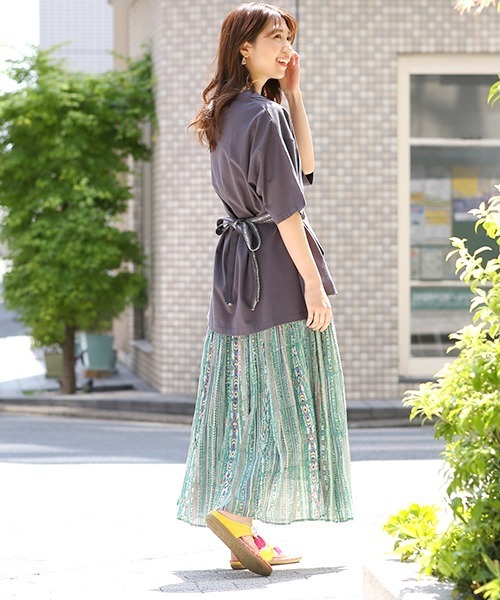 チチカカ(チチカカ)の「ナバホストライプブロックスカート(スカート・レディース・アイボリー/グリーン/ネイビー・FREE)」の6枚目の写真