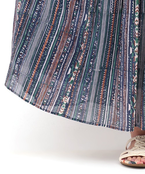 チチカカ(チチカカ)の「ナバホストライプブロックスカート(スカート・レディース・アイボリー/グリーン/ネイビー・FREE)」の15枚目の写真