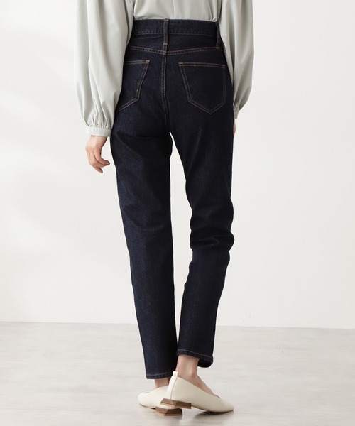 N.（N. Natural Beauty Basic）（エヌエヌナチュラルビューティーベーシック）の「◆スリムストレートデニム（デニムパンツ・レディース・ダークグレー/ワンウォッシュ・SMALL/MEDIUM）」の4枚目の写真