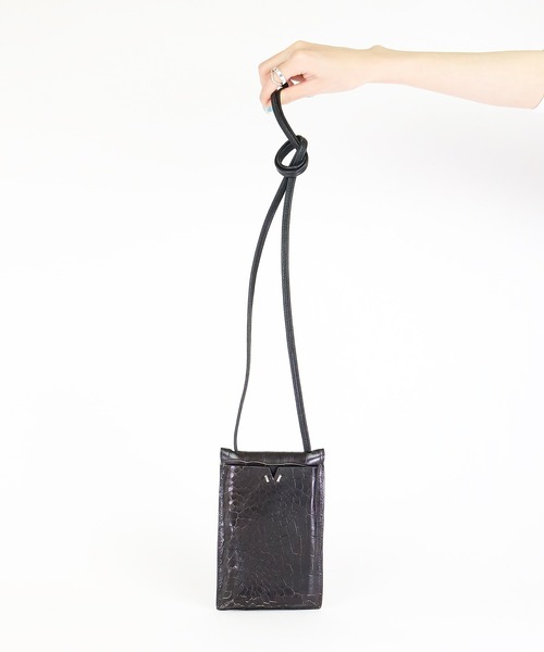 atneK（アトネック）の「【atneK】クロコスタッズスマホショルダー（ショルダーバッグ・レディース・ブラック・FREE）」の6枚目の写真