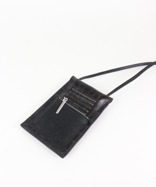 atneK（アトネック）の「【atneK】クロコスタッズスマホショルダー（ショルダーバッグ・レディース・ブラック・FREE）」の8枚目の写真
