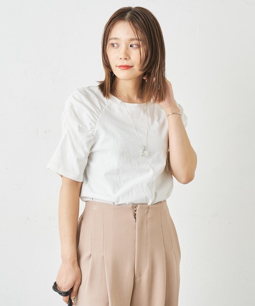 Omekashi（オメカシ）の「シャーリングパフTシャツ（Tシャツ/カットソー・レディース・オフホワイト/ブラック/ホワイト/ライム/ネイビー/ベージュ・FREE）」の11枚目の写真