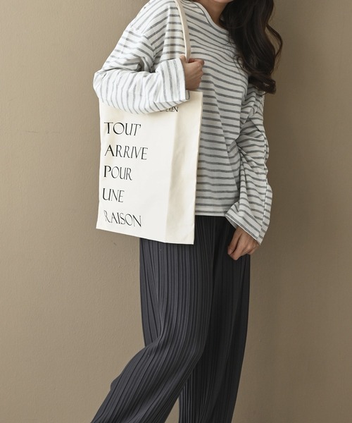 me+em select（ミームセレクト）の「レタリングキャンバストートバッグ（トートバッグ・レディース・ブラック/レッド・FREE）」の15枚目の写真