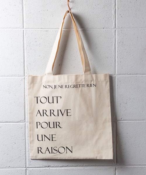 me+em select（ミームセレクト）の「レタリングキャンバストートバッグ（トートバッグ・レディース・ブラック/レッド・FREE）」の21枚目の写真