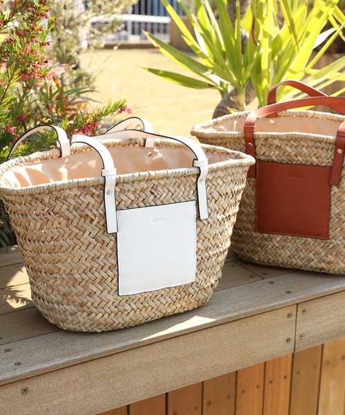 one after another NICE CLAUP（ワンアフターアナザーナイスクラップ）の「雑材トートバッグ（トートバッグ・レディース・オフホワイト/キャメル・FREE）」の17枚目の写真