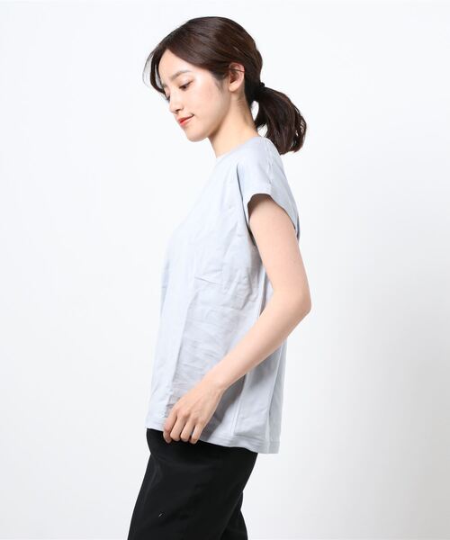 handvaerk(ハンドバーク)の「【handvaerk】クルーネック スリーブレスTシャツ WOMEN(Tシャツ/カットソー・レディース・ライトブルー/ブラック/ピンク/モカ/ホワイト系その他/グレイッシュベージュ・SMALL)」の7枚目の写真