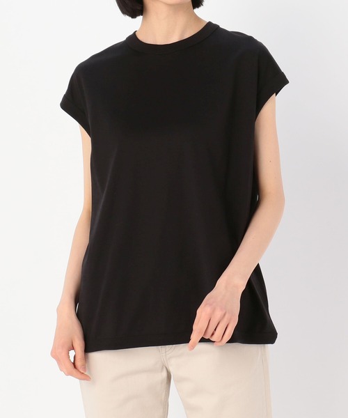 handvaerk(ハンドバーク)の「【handvaerk】クルーネック スリーブレスTシャツ WOMEN(Tシャツ/カットソー・レディース・ライトブルー/ブラック/ピンク/モカ/ホワイト系その他/グレイッシュベージュ・SMALL)」の3枚目の写真