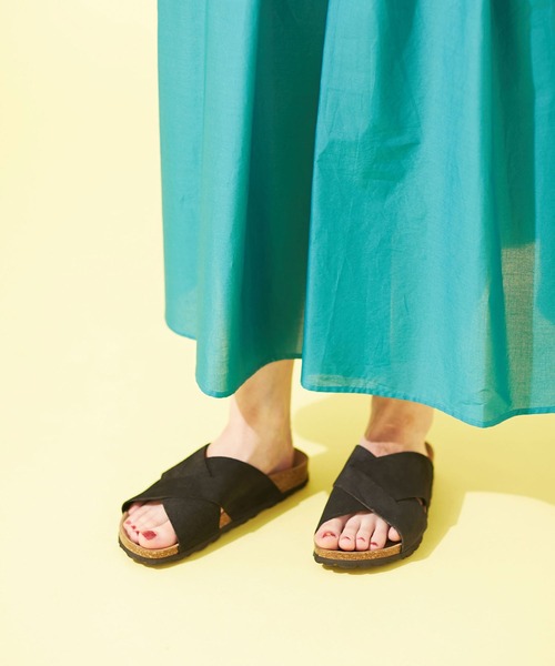 penta（ペンタ）の「PENTA/別注スエードクロスサンダル（サンダル・レディース・オレンジ/カーキ/ブラック/オフホワイト・36/37/38）」の3枚目の写真