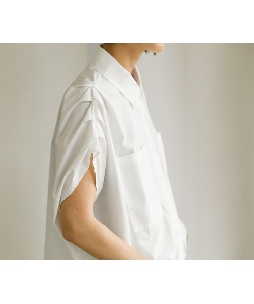 select MOCA(セレクトモカ)の「2021 SS フレンチスリーブウエストドロストシャツ(シャツ/ブラウス・レディース・ブラック/オフホワイト/ブルー・FREE)」の10枚目の写真