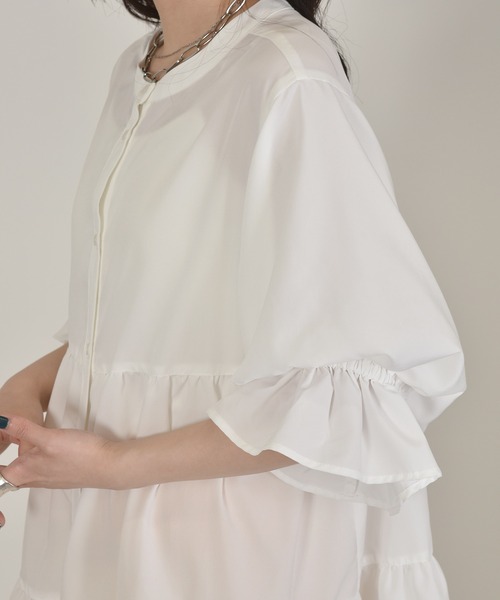 w closet（ダブルクローゼット）の「パフスリーブ2WAYティアードチュニック（チュニック・レディース・パープル/オフホワイト/グリーン系その他/スミクロ・FREE）」の10枚目の写真