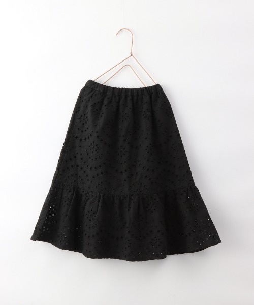 LOWRYS FARM（ローリーズファーム）の「カットワークシシュウスカート　948643（スカート・キッズ・ブラック/オフホワイト/イエロー・110cm/120cm/130cm）」の2枚目の写真
