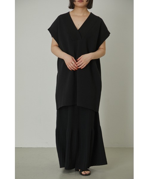 RIM.ARK（リムアーク）の「Pin tuck flare knit SK（スカート・レディース・ダークブルー/ブラック/グレー・36/38）」の17枚目の写真