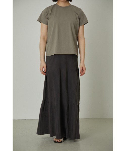 RIM.ARK（リムアーク）の「Pin tuck flare knit SK（スカート・レディース・ダークブルー/ブラック/グレー・36/38）」の6枚目の写真