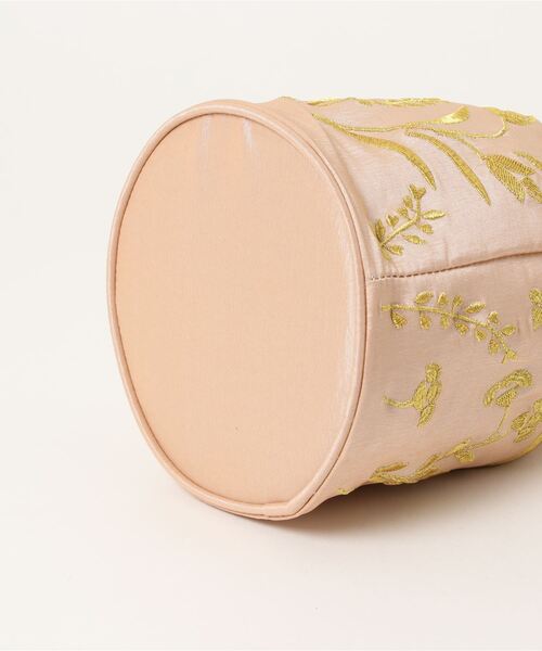 Doux archives(ドゥアルシーヴ)の「刺繍巾着バッグ(ハンドバッグ・レディース・ベージュ/ブラウン・FREE)」の6枚目の写真