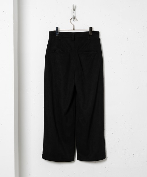 CASPER JOHN（キャスパージョン）の「Heavy Suede Tapered Wide Slacks/ヘビースウェードテーパードワイドスラックス（スラックス・メンズ・ブラック/グレイッシュベージュ・SMALL/MEDIUM/LARGE）」の14枚目の写真