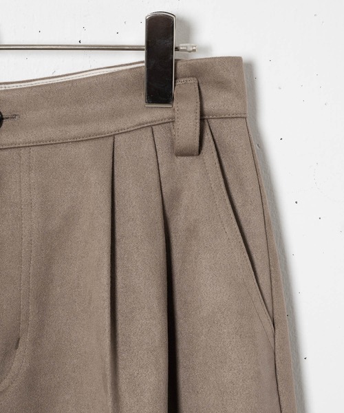 CASPER JOHN（キャスパージョン）の「Heavy Suede Tapered Wide Slacks/ヘビースウェードテーパードワイドスラックス（スラックス・メンズ・ブラック/グレイッシュベージュ・SMALL/MEDIUM/LARGE）」の20枚目の写真