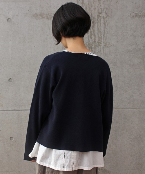 aimer le mieux（エメルミュー）の「aimer ミラノリブ　Vネックカーディガン（カーディガン/ボレロ・レディース・ダークネイビー/キナリ/レッド・FREE）」の9枚目の写真