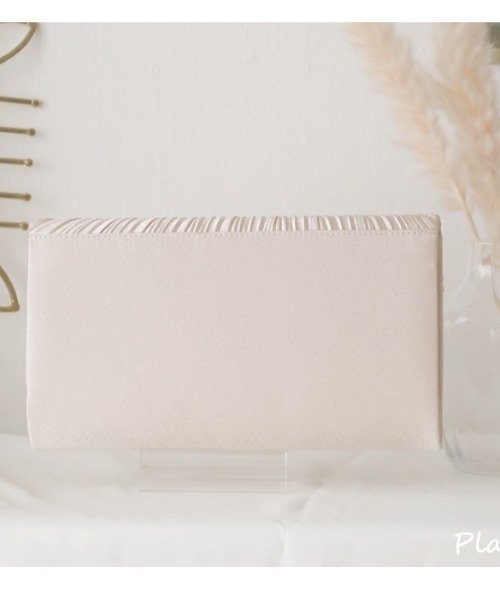 Cupid Heart（キューピッドハート）の「【Cupid Heart】結婚式bag デザインフラップパーティーバッグ（クラッチバッグ・レディース・ブラック/ベージュ/シルバー・MEDIUM）」の4枚目の写真