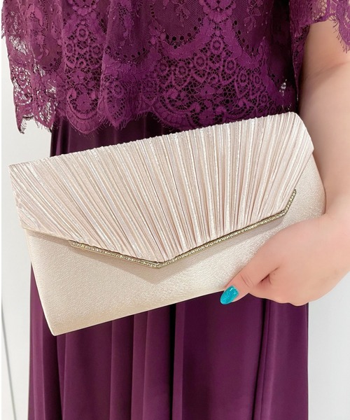 Cupid Heart（キューピッドハート）の「【Cupid Heart】結婚式bag デザインフラップパーティーバッグ（クラッチバッグ・レディース・ブラック/ベージュ/シルバー・MEDIUM）」の18枚目の写真