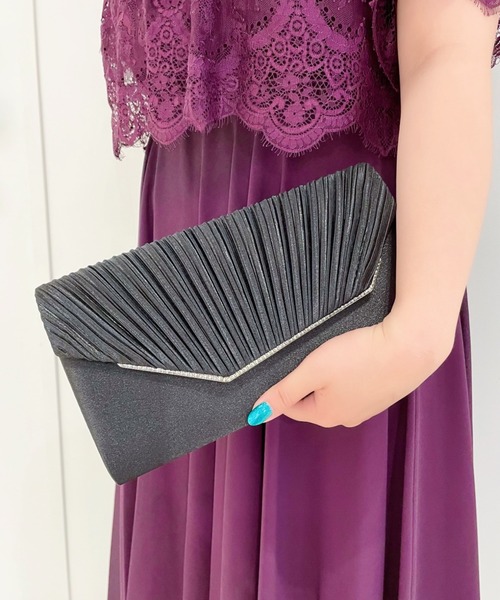 Cupid Heart（キューピッドハート）の「【Cupid Heart】結婚式bag デザインフラップパーティーバッグ（クラッチバッグ・レディース・ブラック/ベージュ/シルバー・MEDIUM）」の16枚目の写真