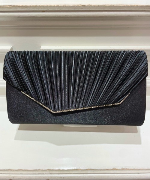 Cupid Heart（キューピッドハート）の「【Cupid Heart】結婚式bag デザインフラップパーティーバッグ（クラッチバッグ・レディース・ブラック/ベージュ/シルバー・MEDIUM）」の15枚目の写真