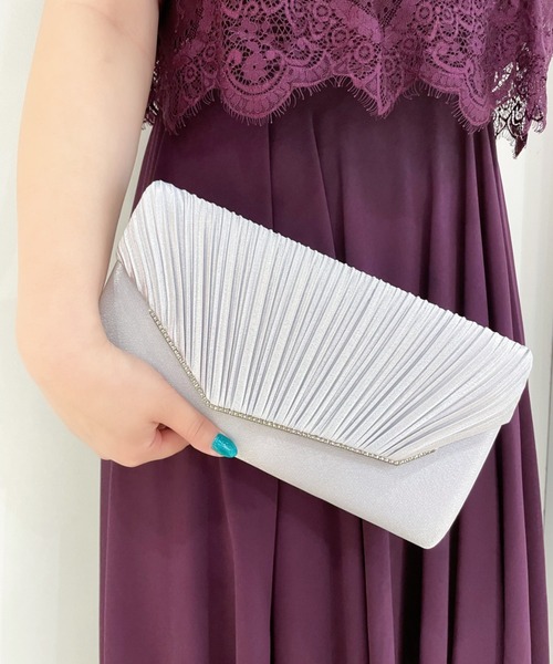 Cupid Heart（キューピッドハート）の「【Cupid Heart】結婚式bag デザインフラップパーティーバッグ（クラッチバッグ・レディース・ブラック/ベージュ/シルバー・MEDIUM）」の14枚目の写真