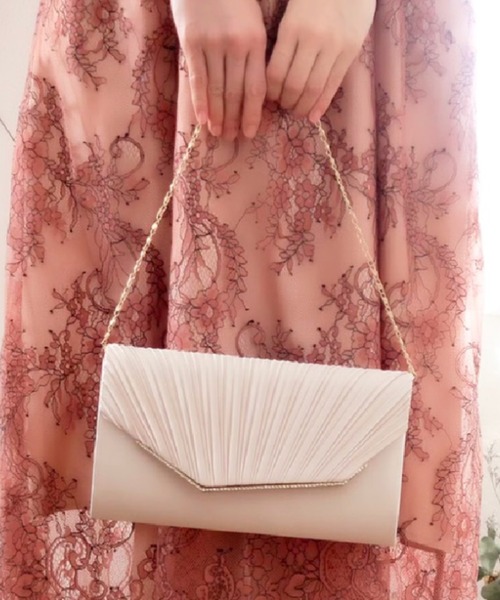 Cupid Heart（キューピッドハート）の「【Cupid Heart】結婚式bag デザインフラップパーティーバッグ（クラッチバッグ・レディース・ブラック/ベージュ/シルバー・MEDIUM）」の22枚目の写真