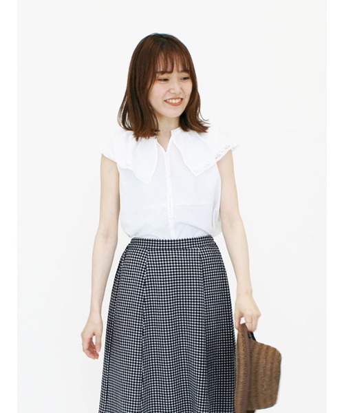 ehka sopo(エヘカソポ)の「レース衿ノースリーブブラウス(シャツ/ブラウス・レディース・オフホワイト/グリーン/ネイビー/キナリ・フリ-)」の2枚目の写真