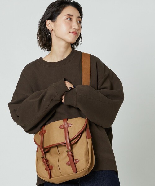 FREAK'S STORE(フリークスストア)の「▽【WEB限定】ヘビーウェイト裏起毛クルーネックスウェット(トレーナー)(スウェット・レディース・ナチュラル/ライトグレー/杢グレー/ブラック/ダークブラウン/レッド/マスタード/オリーブ/ブルー/サックスブルー/ラベンダー/イエロー・フリ-)」の5枚目の写真