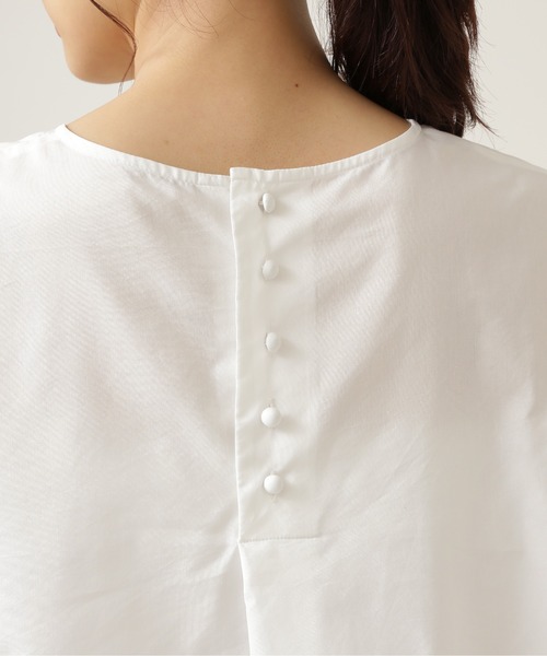 NATURAL BEAUTY BASIC（ナチュラルビューティーベーシック）の「チュニックブラウス/0171210971（シャツ/ブラウス・レディース・グレー系その他/オフホワイト・MEDIUM/SMALL）」の11枚目の写真