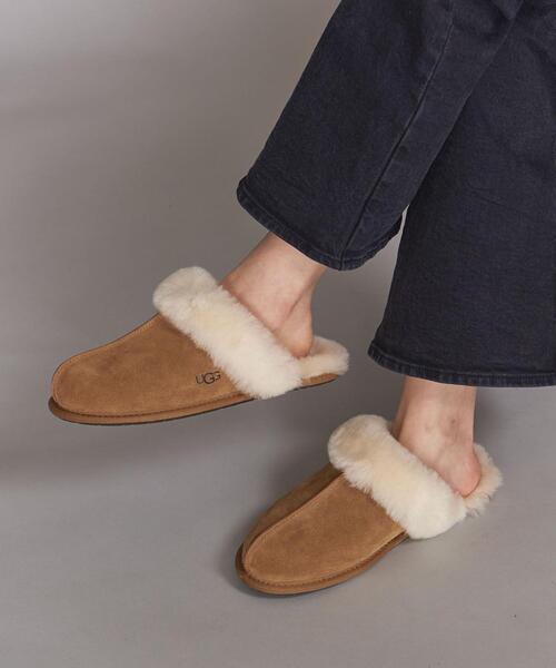 UGG（アグ）の「【WEB限定】＜UGG（アグ）＞SCUFFETTE2 スリッパ（その他シューズ・レディース・ブラウン/ブラック・6/8/7）」の6枚目の写真