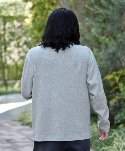 SHIPS(シップス)の「SHIPS: ミラノリブ ロングスリーブ Vネック Tシャツ (ロンT)(Tシャツ/カットソー・メンズ・ホワイト/グレー/ダークネイビー・SMALL/MEDIUM/LARGE/X-LARGE)」の10枚目の写真